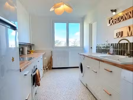 appartement avec balcon meublé et rénové