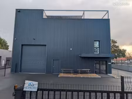 location bureau(x) 15 ou 30m2