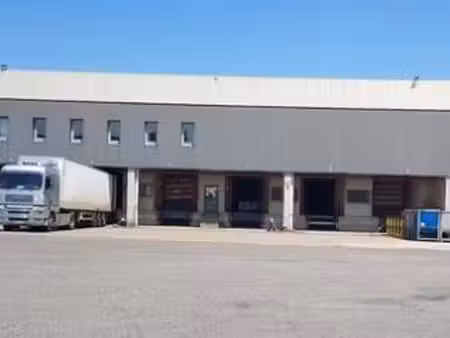 entrepôt 22 138 m² courte durée 24 mois | spacelypro . fr
