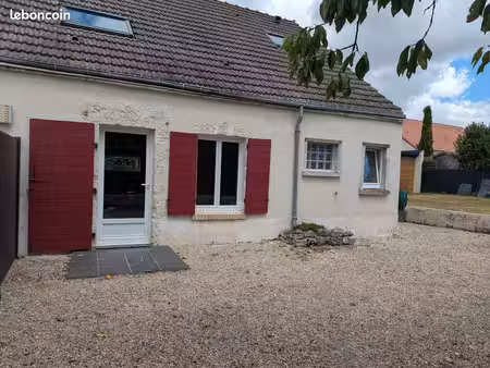 maison 131 m² proche des écoles à pied — jardin  terrasse  carport sécurisé & poêle à gran