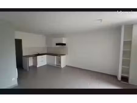 maison t3 basse consommation avec jardin clôturé