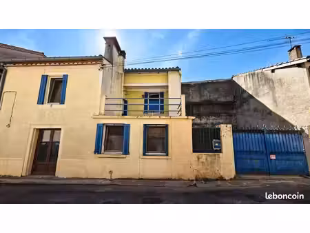 maison de village 95 m² avec cour et terrasse