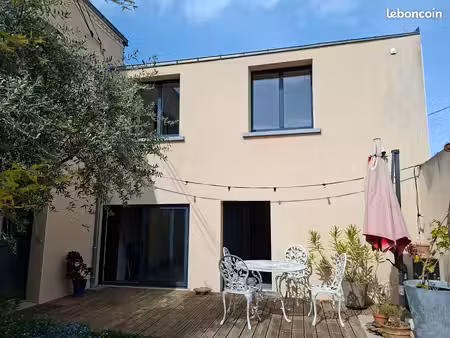 entre maison et appartement duplex