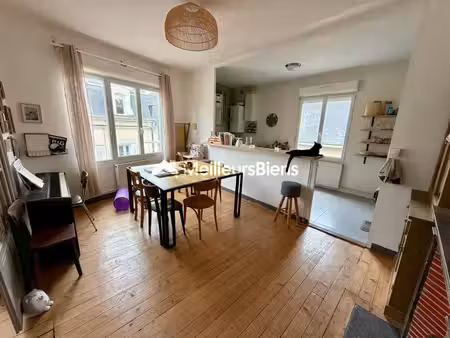 laval – secteur gare – appartement de charme d’environ 80 m² avec 2 chambres et cave