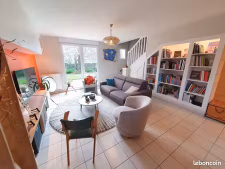 maison - 4 pièces - 89 m²