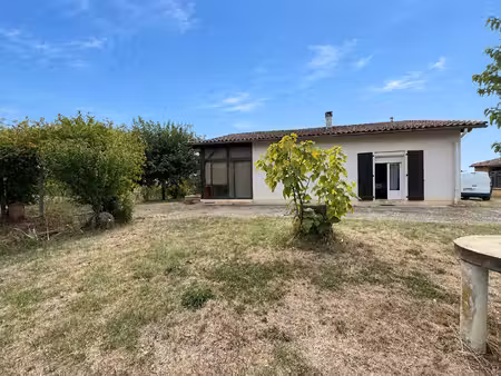 ensemble immobilier avec dépendances et plus de 3 hectares de terrain