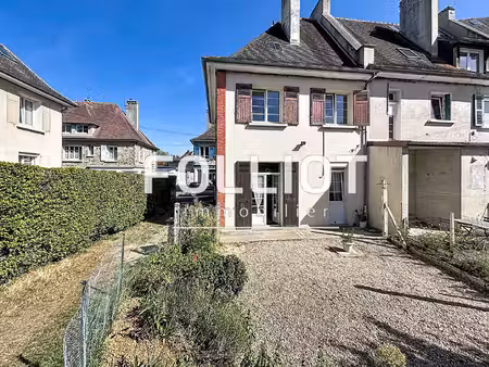 exclusivité cabinet folliot - maison de ville avec double garage et potentiel d'aménagemen