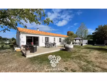 maison de plain-pied - 3 chambres - 108m² - la regrippiere