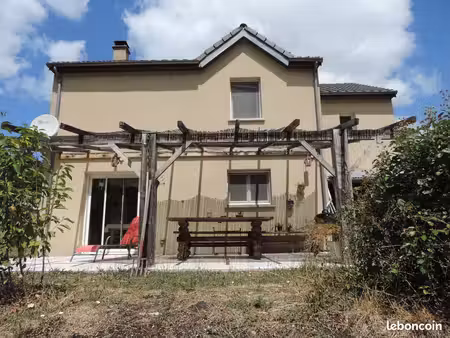maison de lotissement à 5 min de mende