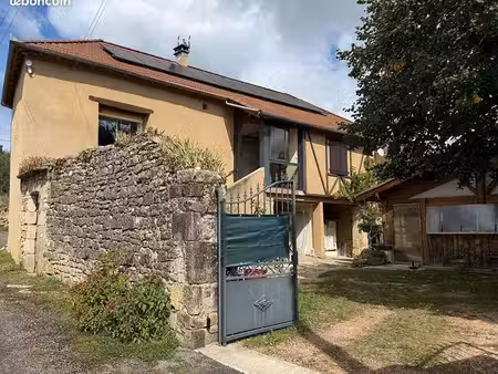 maison 5 pièces 107 m²