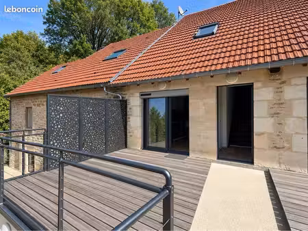 appartement 42 m² rénové avec terrasse – flagey