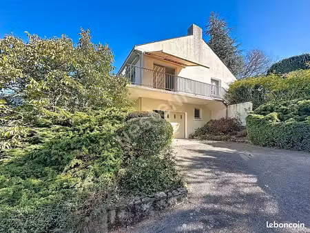 maison 5 pièces 145 m²