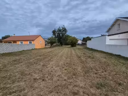 terrain 1420m2 thieblemont faremont 51300