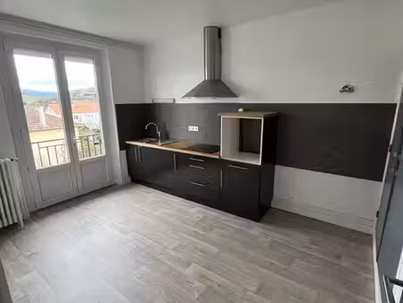 apparemment f3 langeac avec balcon