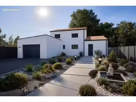 maison 5 pièces 149 m²