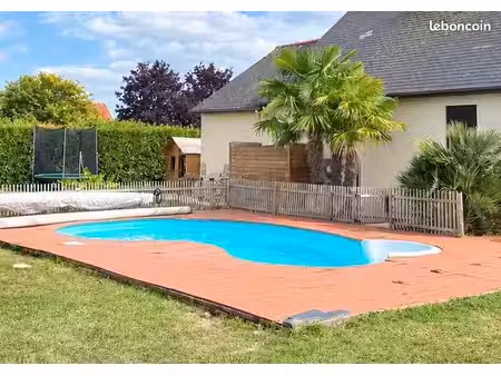 maison 5 pièces plain pied avec piscine