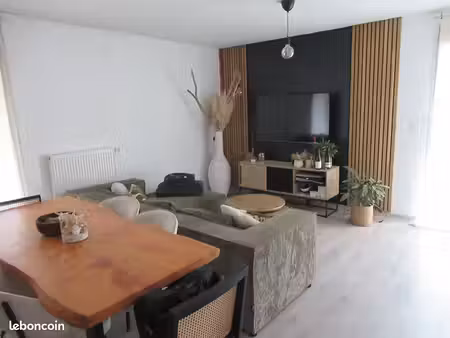 appartement 5 pièces 63 m²