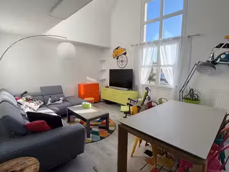 duplex spacieux lumineux