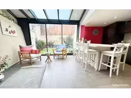 maison 5 pièces 138 m²