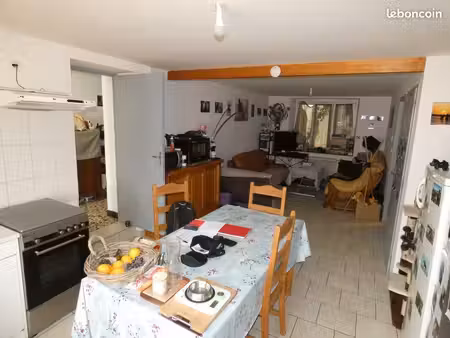 f2 54m² loué