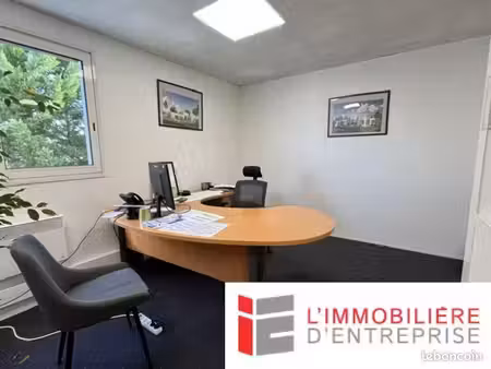 bureaux 140 m²