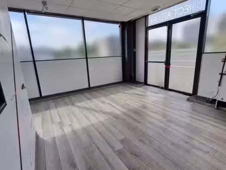 local commercial 180 m² theix-noyalo