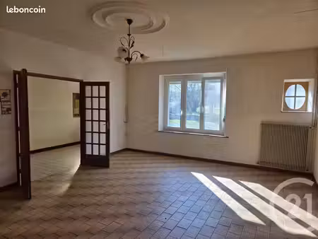 maison de village 4 pièces 167 m²