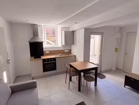 appartement meublé rénové avec garage