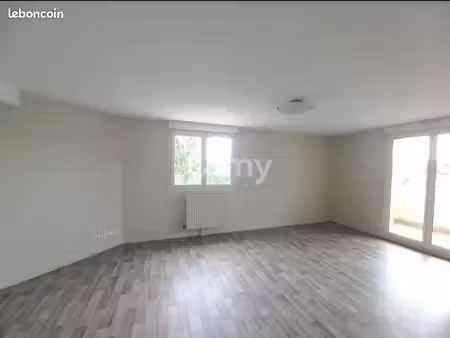 appartement 3 pièces 66 m²