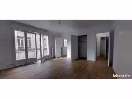 appartement t1 refait à neuf