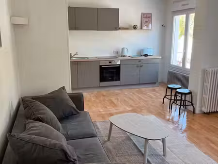 location tv meublé