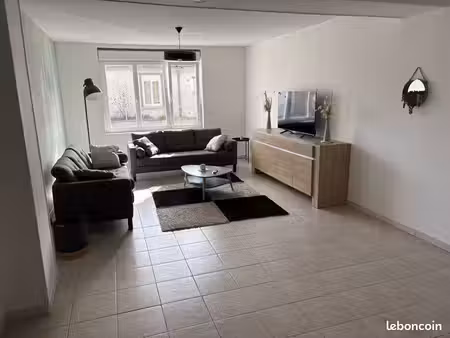 location temporaire grand appartement meublé à prunay