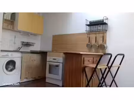 appartement t2 bis - 40 m2 rezé - meublé