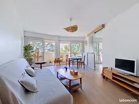 bel appartement meublé au calme