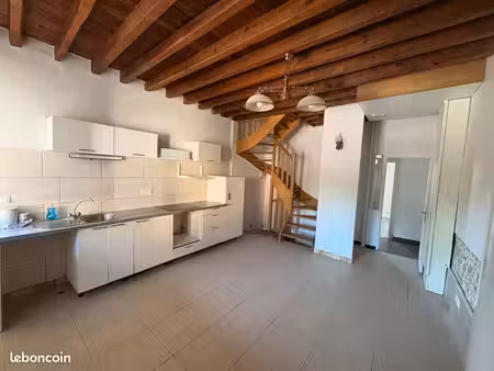 appartement triplex 100 m2. résidence privée