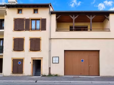 sierck les bains  ensemble immobilier composé d'un immeuble de 3 appartement + un deuxième