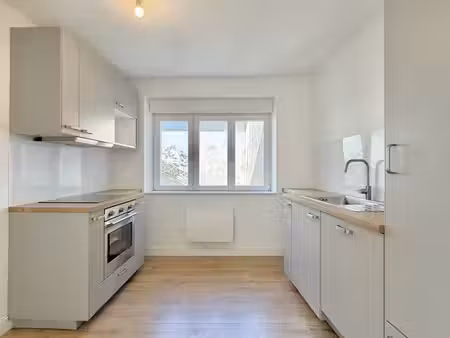 appartement 4 pièces 93 m²