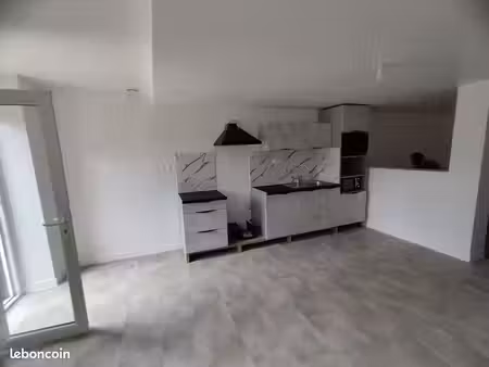 appartement de plein pied (la chapelle saint florent)
