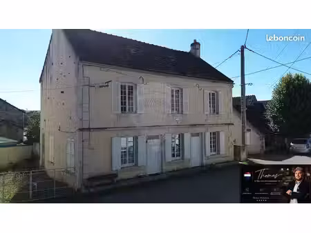 maison 3 pièces 147 m²