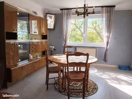 maison 6 pièces 141 m²