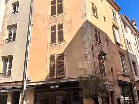 special investisseur : immeuble de rapport nancy vieille ville