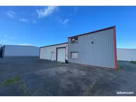 local industriel 210 m²