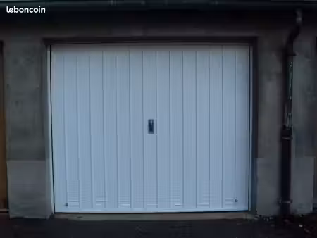 lour garage