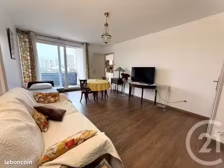 studio 1 pièce 35 m²