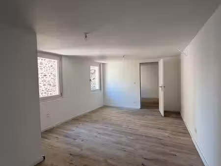 t2 neuf centre ville ernée avec fibre