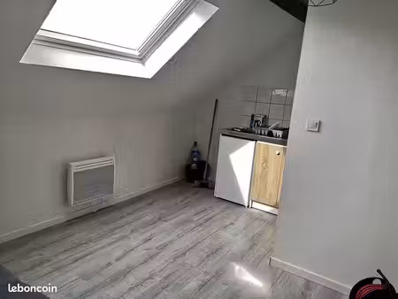 appartement t2 meublé rénové 28m² - 460/mois st-saulve