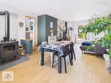 maison 6 pièces 147 m²