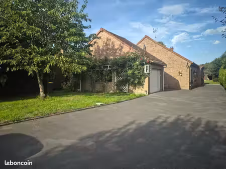 maison 8 pièces 145 m²