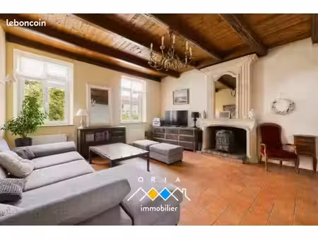maison 8 pièces 146 m²