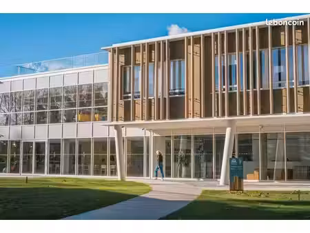bureaux 1381 m² wasquehal